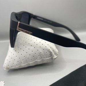New Quiksilver Sunglass Set